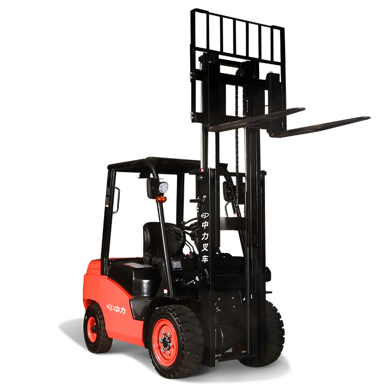 Xe nâng dầu CPCD30T8 3 tấn nâng cao 4.5m 1 Xe-nâng-dầu-cpcd30t8-3-tấn-2