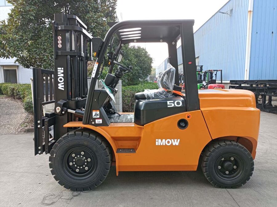 Xe nâng dầu 3 tấn